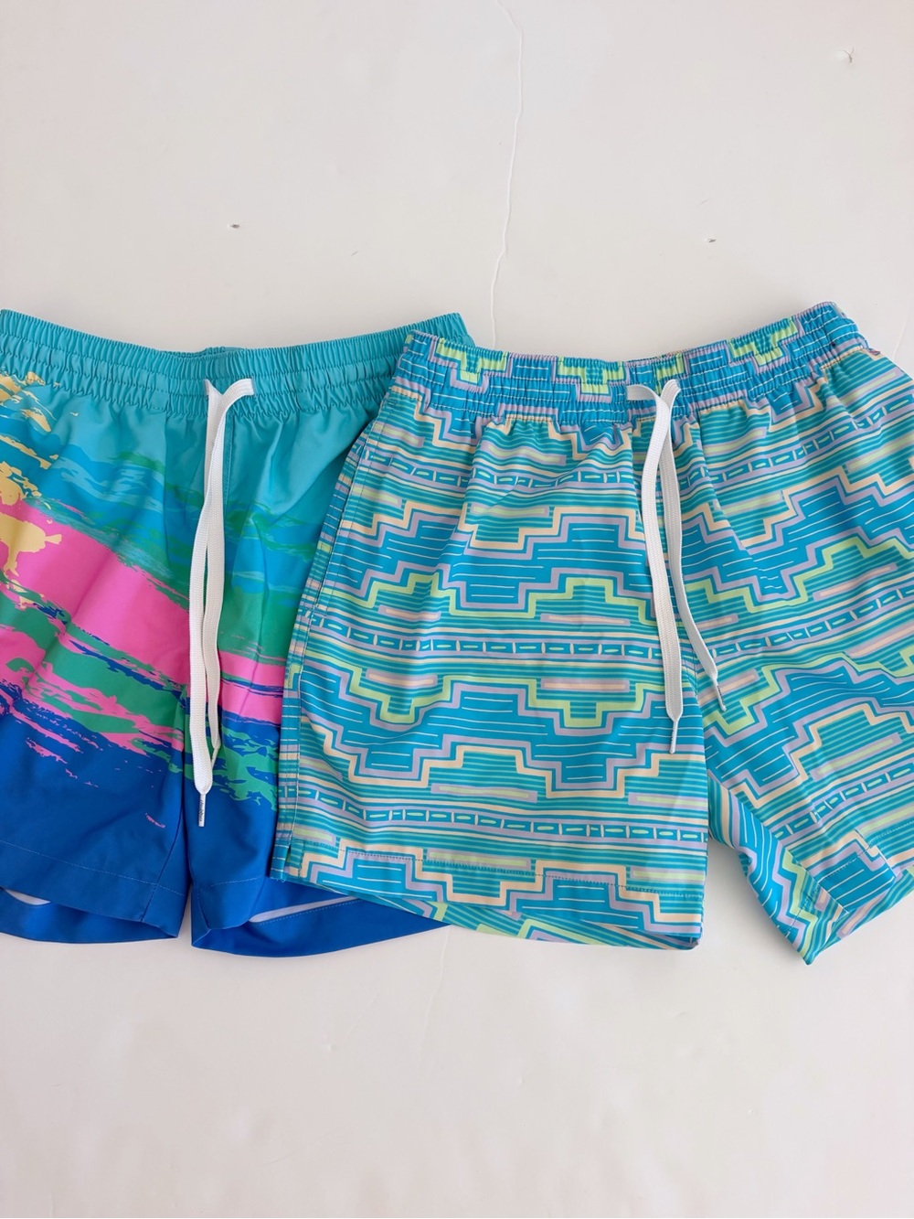 Chubbies Men’s Swim Trunks Lot Size Small